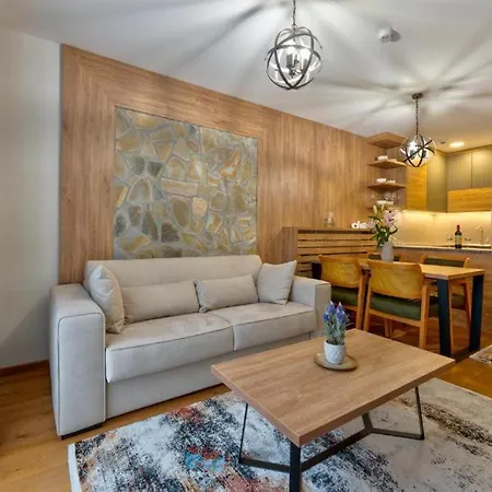 Zlatiborsko Jezero Lux &